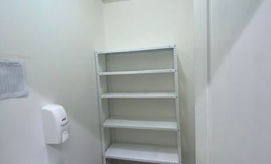 Gran oficina 471 m2, muchos privados, especial cosmética