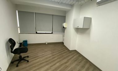 Gran oficina 471 m2, muchos privados, especial cosmética