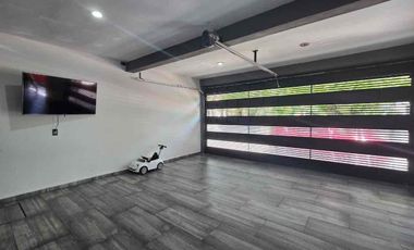 Casa en venta dentro de privada Lum Ha zona Nte pte sobre el blvd Laguitos