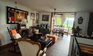 Vendo Finca por la Av. Condina