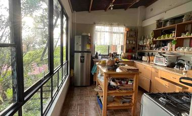 Vendo Finca por la Av. Condina