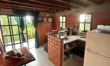 Vendo Finca por la Av. Condina