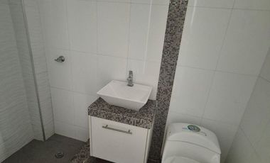 Departamento Semiamoblado en Alquiler en la Alborada,  Planta Baja, 2 Habitaciones, 2 Baños, Parqueo, Norte de Guayaquil.