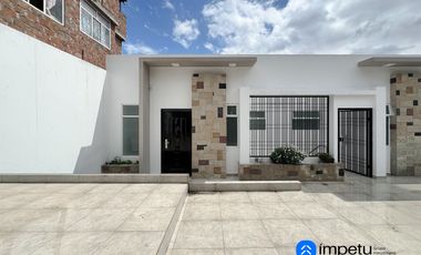 Departamento triplex en venta en sector Estancia Norte cerca de la avenida principal al norte de la ciudad de Loja