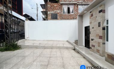 Departamento triplex en venta en sector Estancia Norte cerca de la avenida principal al norte de la ciudad de Loja