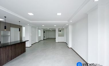 Departamento triplex en venta en sector Estancia Norte cerca de la avenida principal al norte de la ciudad de Loja