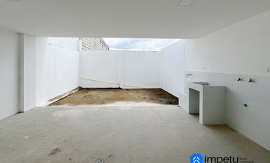 Departamento triplex en venta en sector Estancia Norte cerca de la avenida principal al norte de la ciudad de Loja