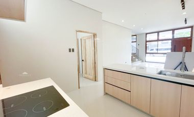 4 Bedroom 4BR Townhouse for Sale In Better Living Paranaque City