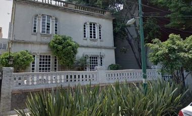 CASA EN REMATE EN CUAUHTEMOC COLONA ROMA