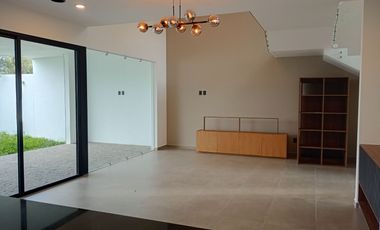 CASA EN VENTA EN ALAMOS TRES MARIAS MORELIA