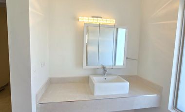 CASA AMUEBLADA DE RENTA EN CORSICA RESIDENCIAL MEXICALI