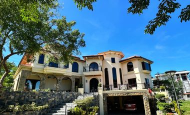 5BR Luxury Home – Ayala Greenfield Estates