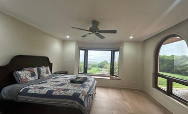 5BR Luxury Home – Ayala Greenfield Estates