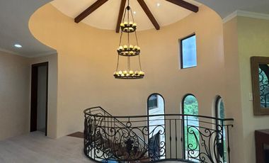 5BR Luxury Home – Ayala Greenfield Estates