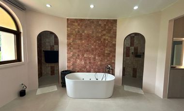 5BR Luxury Home – Ayala Greenfield Estates