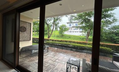 5BR Luxury Home – Ayala Greenfield Estates