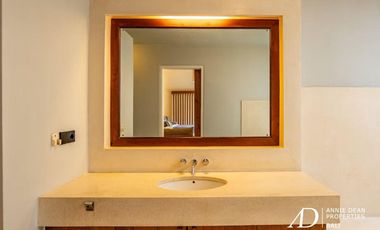 FREEHOLD | FULLY FURNISHED 2-BEDROOM VILLA IN PRIME SEMINYAK