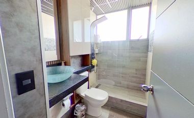 Gran Avenida/ Metro San Miguel