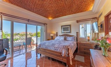 Impresionante beachfront penthouse en Quinta Luna, Puerto Aventuras