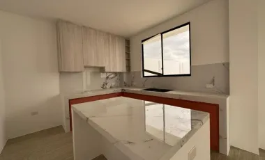 VENDO CASA INDEPENDIENTE EN LA CIUDAD DE PORTOVIEJO