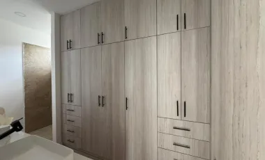 VENDO CASA INDEPENDIENTE EN LA CIUDAD DE PORTOVIEJO