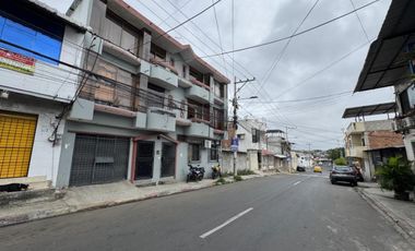 VENDO CASA RENTERA DE OPORTUNIDAD EN LA CIUDAD DE MANTA