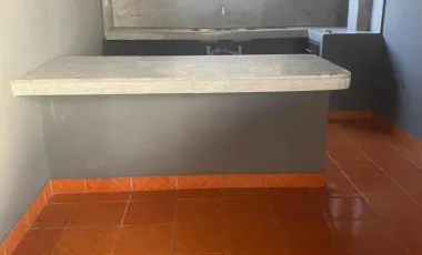 VENDO CASA RENTERA DE OPORTUNIDAD EN LA CIUDAD DE MANTA