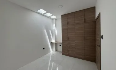 VENDO CASA TIPO VILLA EN PORTOVIEJO