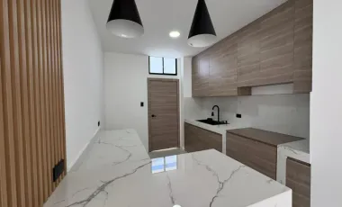 VENDO CASA TIPO VILLA EN PORTOVIEJO