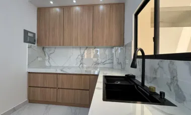 !VENTA DE EXPECTACULAR CASA EN PORTOVIEJO!