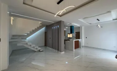 !VENTA DE EXPECTACULAR CASA EN PORTOVIEJO!