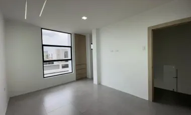 VENDO CASA INDEPENDIENTE EN PORTOVIEJO