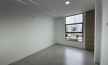 VENDO CASA INDEPENDIENTE EN PORTOVIEJO