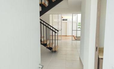 EN VENTA CASA EN EL CONJUNTO RESIDENCIAL LA MORADA ZONA ORTIENTE DE NEIVA