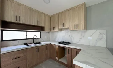 VENDO CASA INDEPENDIENTE EN PORTOVIEJO