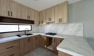 VENDO CASA INDEPENDIENTE EN PORTOVIEJO