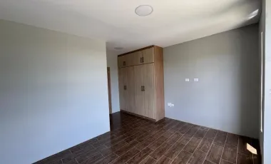 VENDO CASA INDEPENDIENTE EN PORTOVIEJO