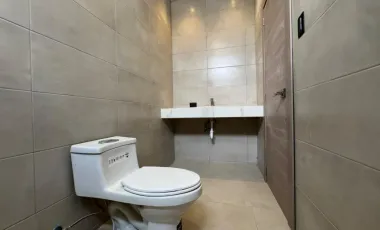 !VENDO CASA INDEPENDIENTE EN PORTOVIEJO!