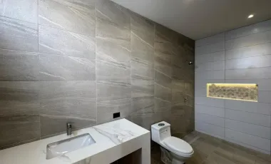 !VENDO CASA INDEPENDIENTE EN PORTOVIEJO!