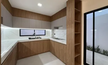 VENDO CASA INDEPENDIENTE EN PORTOVIEJO