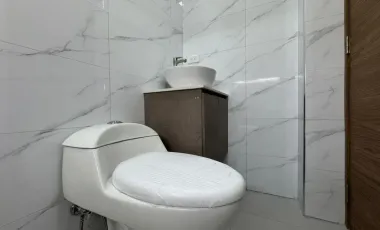 VENDO CASA INDEPENDIENTE EN PORTOVIEJO