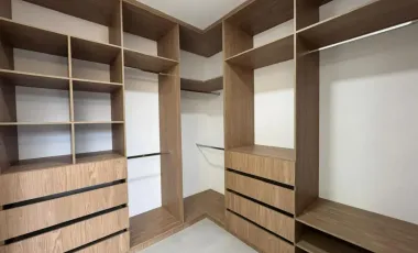 VENDO CASA INDEPENDIENTE EN PORTOVIEJO