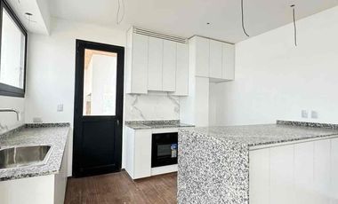 ALQUILÓ CASA CON PILETA