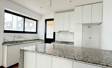 ALQUILÓ CASA CON PILETA