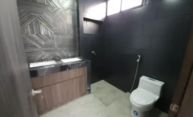 VENDO ESPECTACULAR CASA EN PORTOVIEJO