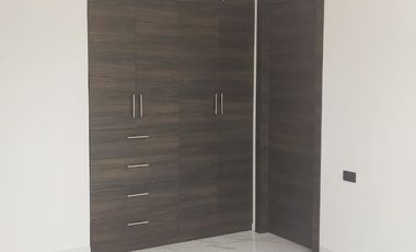 Se vende casa nueva 3 habitaciones 4 baños