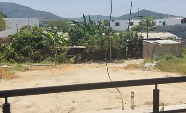 Se vende casa nueva 3 habitaciones 4 baños