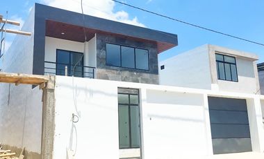 Se vende casa nueva 3 habitaciones 4 baños