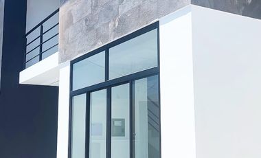 Se vende casa nueva 3 habitaciones 4 baños