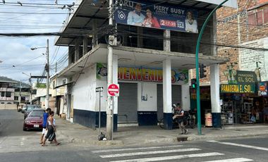 SE ALQULA LOCAL COMERCIAL DIAGONAL AL MERCADO